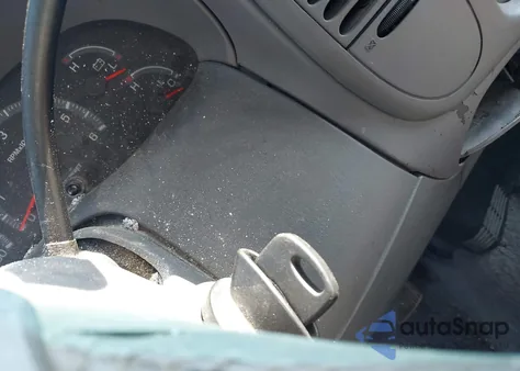 2002 Ford F-150 Lariat/Xl/Xlt z USA, uszkodzony, nr VIN 1FTRX17W62NA82616